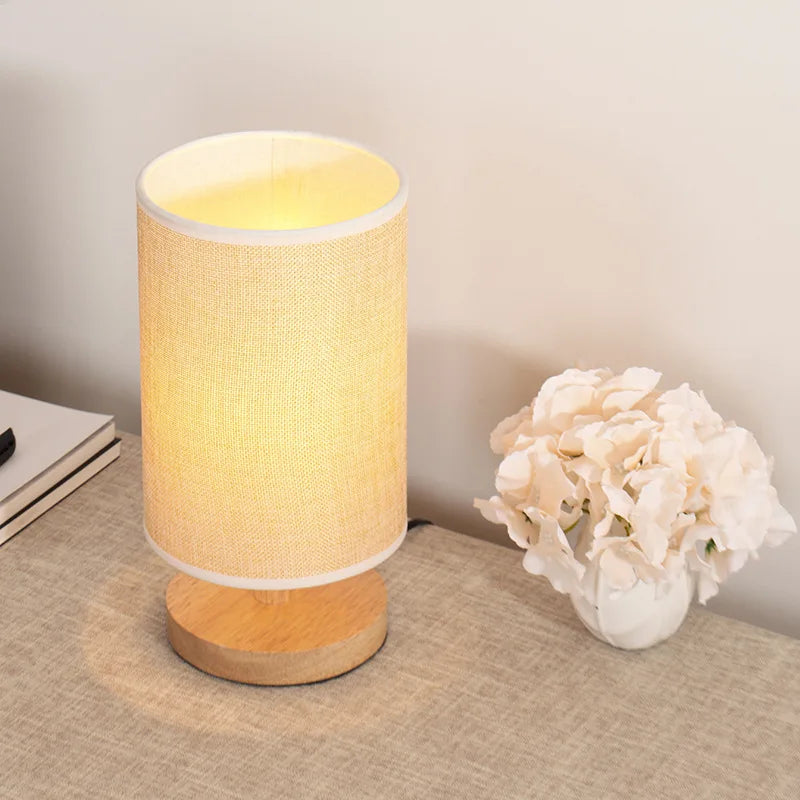 Nachttischlampe aus Holz – elegante Holzlampe